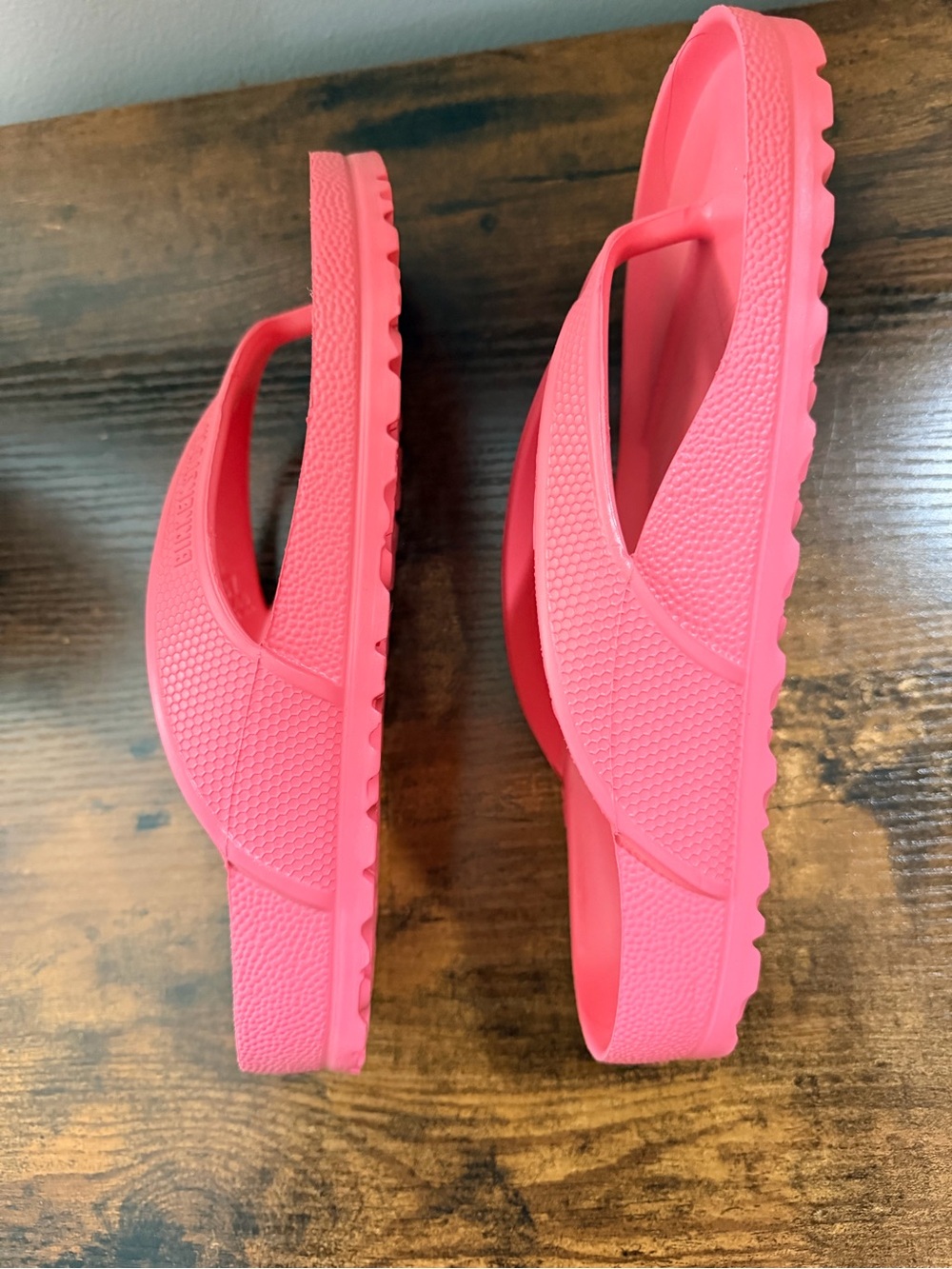 Birkenstock Pink Thong Sandals Women’s Size 37